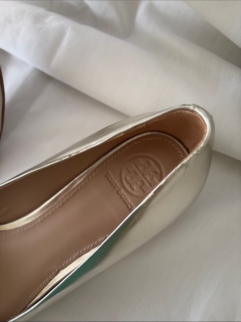 Tory Burch Silver Iridescent Gold Logo Block Heel Flats - Picture 3 of 16